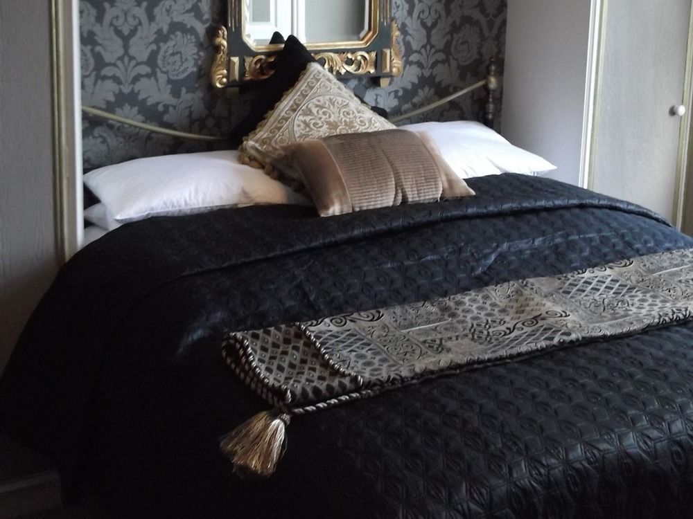 Holly House Bed And Breakfast And Apartments Hereford Exteriör bild