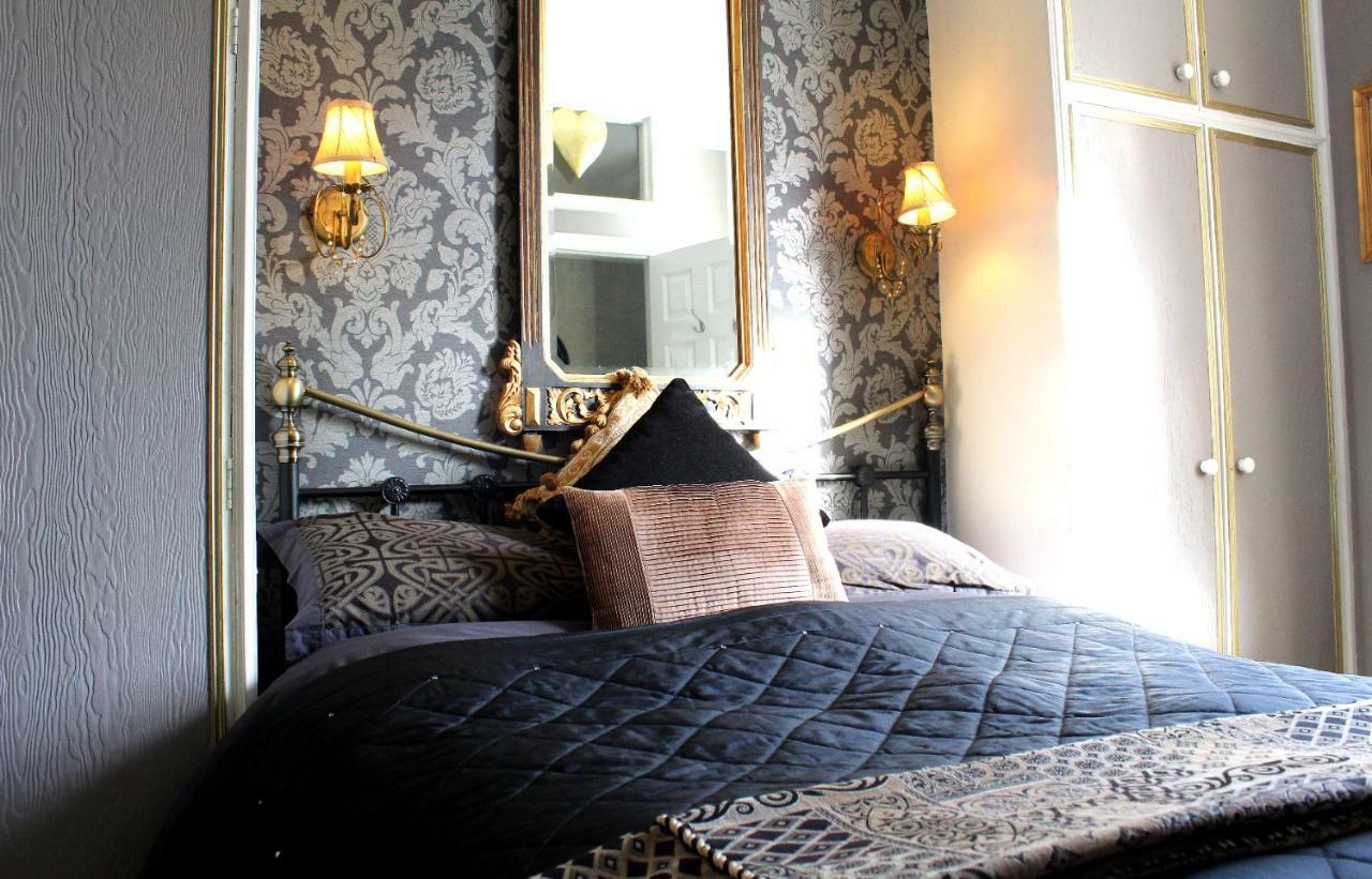 Holly House Bed And Breakfast And Apartments Hereford Exteriör bild