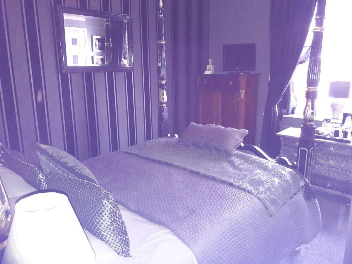Holly House Bed And Breakfast And Apartments Hereford Exteriör bild